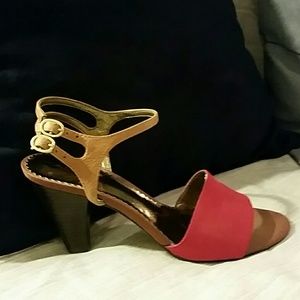 BOGO 1/2 OFF Sz 6 TAHARI Coral and Tan Ankle Strap Heel.